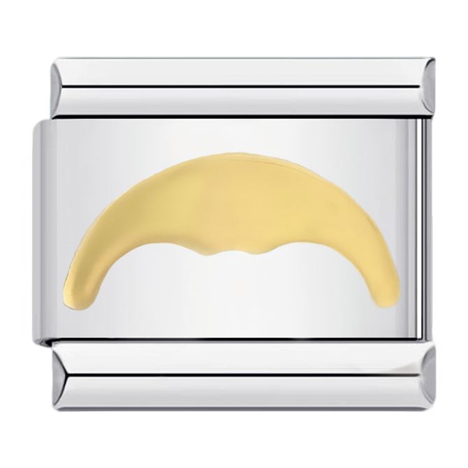 C0205_Gold Moon Charm.png