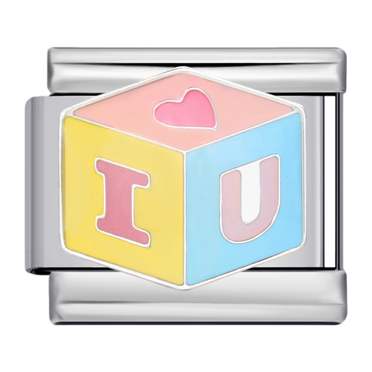 C0892_Alphabet Block with Heart, I U.png