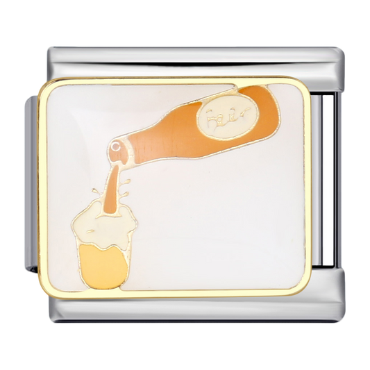C0987_Beer Bottle Pouring Charm.png