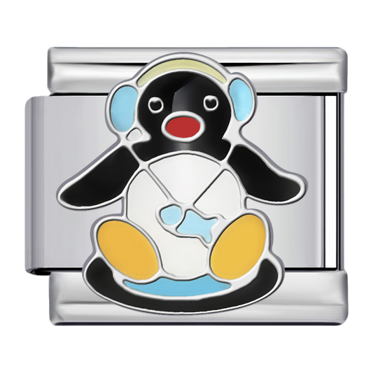 C1130_Penguin with Earphones and Fish.png
